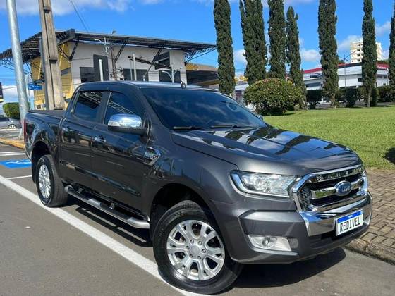 FORD RANGER 3.2 XLT 4X4 CD 20V DIESEL 4P AUTOMÁTICO FORD RANGER 3.2 XLT 4X4 CD 20V DIESEL 4P AUTOMÁTICO
